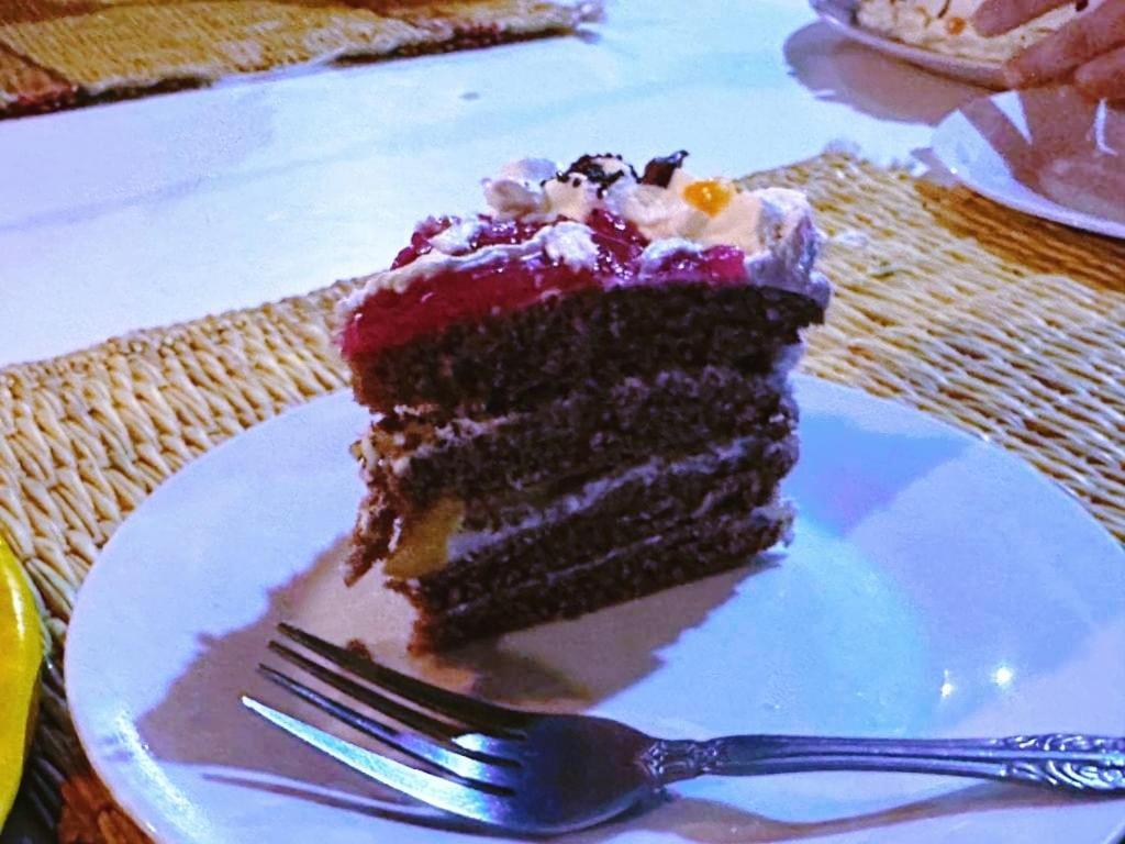 Akhendachou n'Ait Ouffi Riad Pizzeria Marhaba מראה חיצוני תמונה